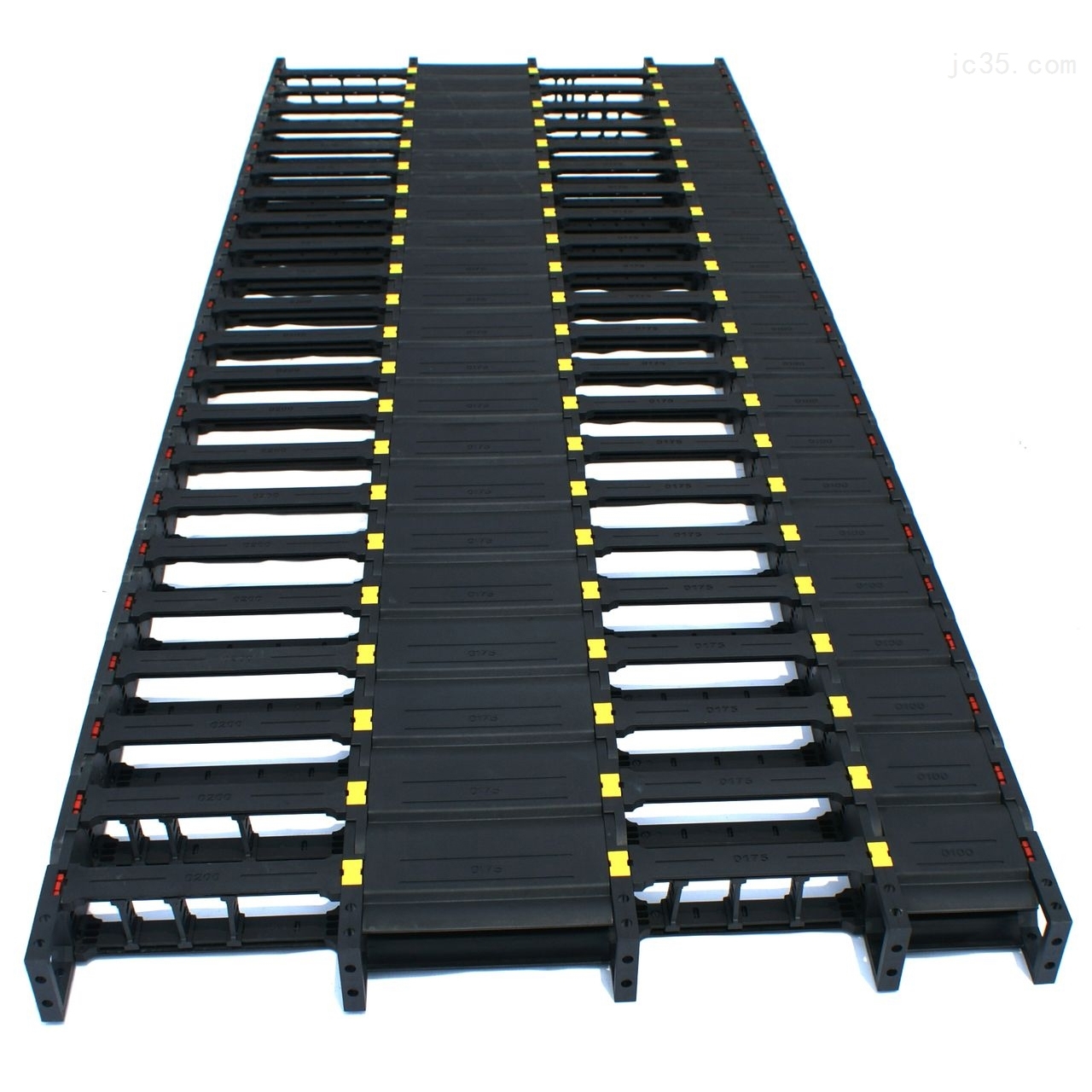 不知道如何辨别塑料尼龙拖链的好坏？那就来看看这个吧