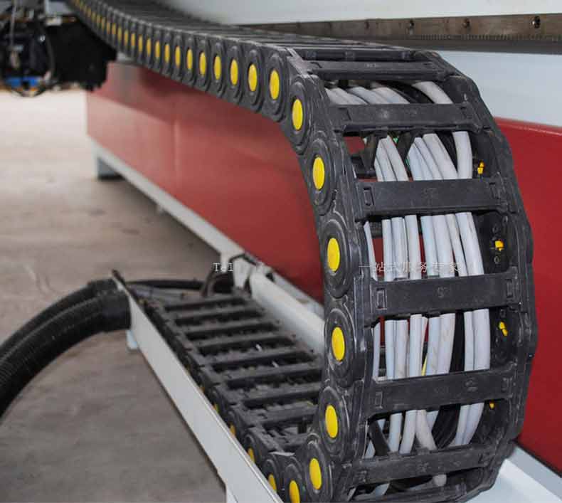 如何正确的使用塑料拖链 如何正确的使用塑料拖链