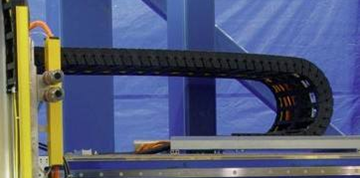 拖链固定端和移动端安装