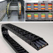 拖链固定端和移动端安装