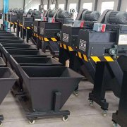 五轴加工中心机床排屑机卡壳不顺畅解决方法