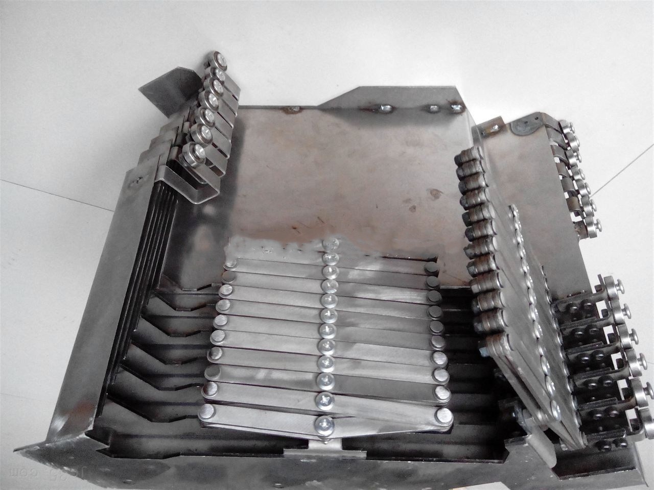 钢制导轨防护罩应用领域