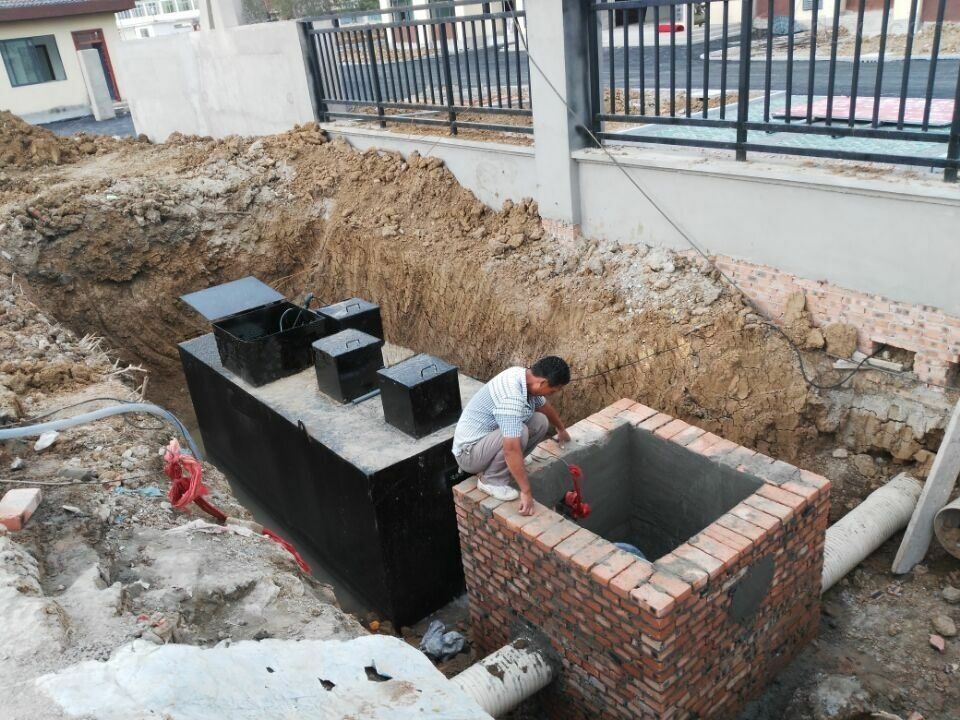 成套小型污水处理设备厂家