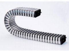 为何金属机床拖链更加耐用？