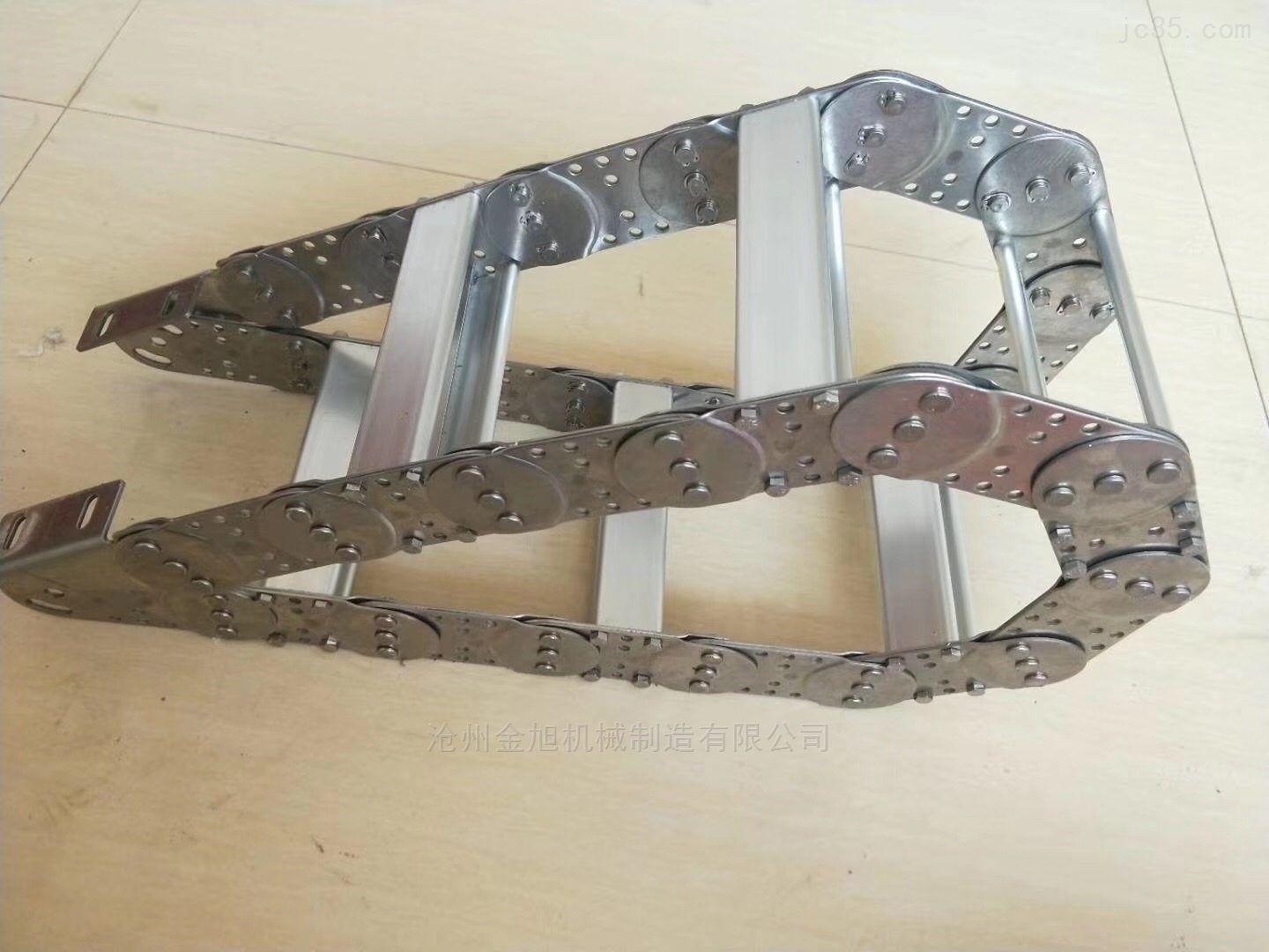 天津钢制拖链镀镍效果