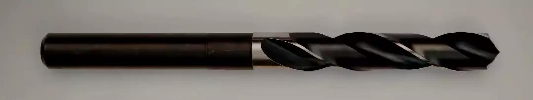 如何挑选钻孔加工的钻头？