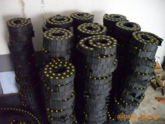 塑料拖链与坦克链的区别