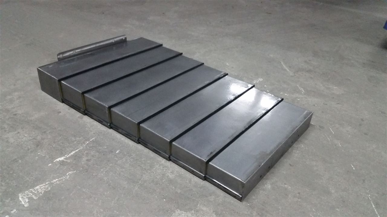 雕铣机不锈钢防护罩的特点 雕铣机不锈钢防护罩的特点