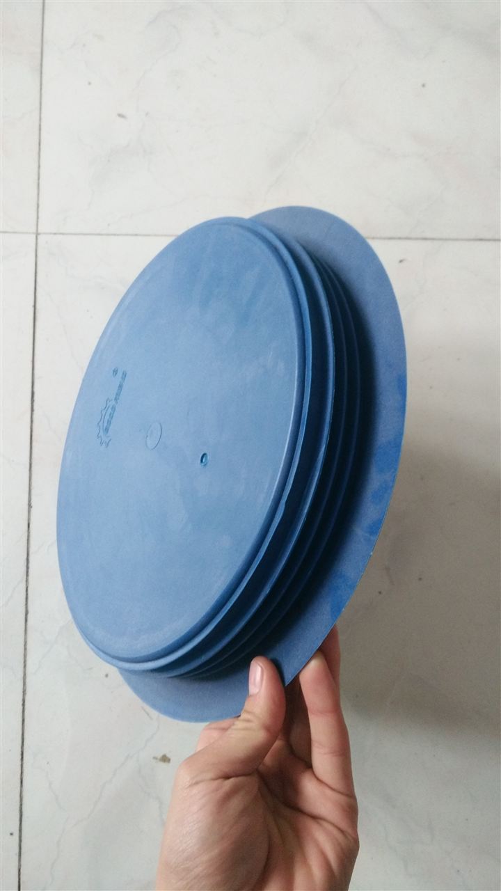 钢管塑料管帽安装的小窍门