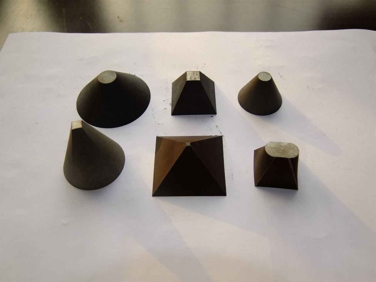 如何提高大锥度中走丝线切割精度