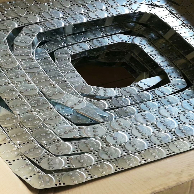 钢铝拖链的结构和应用