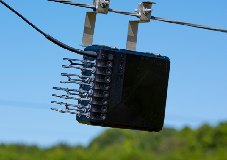 康宁推出小尺寸连接器以加快5G部署和覆盖范围 康宁推出小尺寸连接器以加快5G部署和覆盖范围