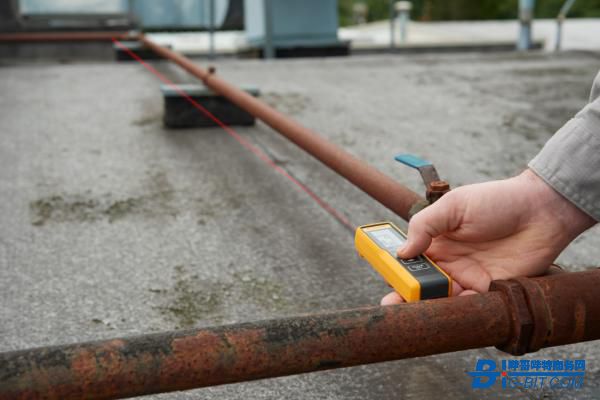 超便携的Fluke 417D激光测距仪具有Fluke耐用性和质量，敬请期待！