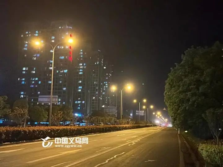 浙江金华义乌市上溪镇道路亮化点亮美丽城镇之光