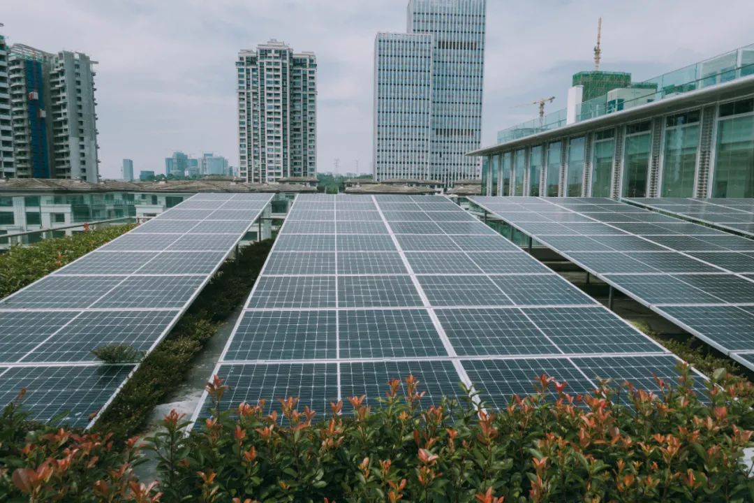 节能照明技术助成都中建滨湖设计总部成蓉城首个“近零碳建筑”