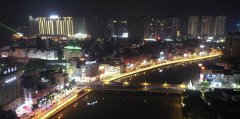 一河两岸“灯光秀”扮靓广西梧州岑溪市新夜景