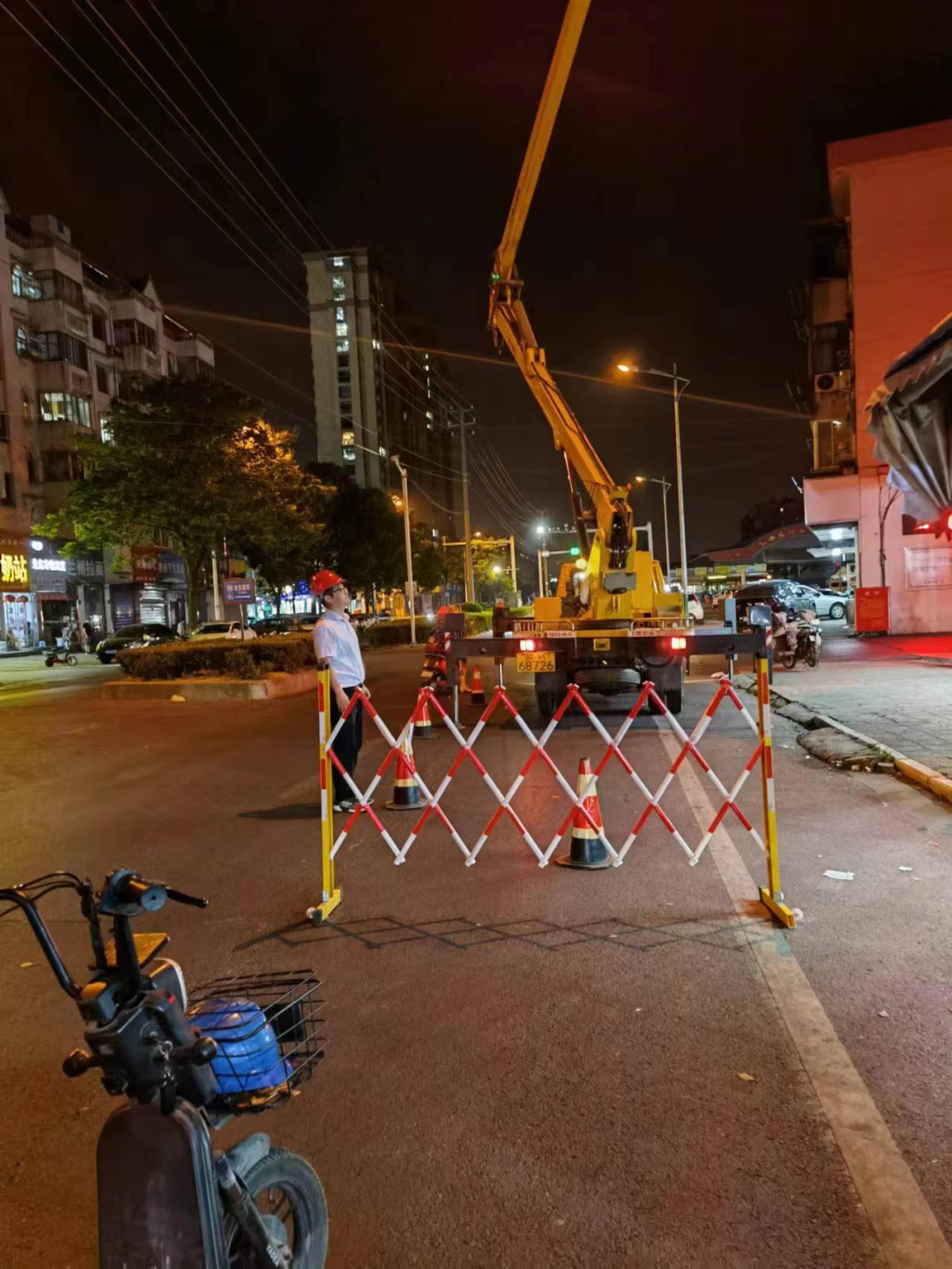 江苏扬州江都区加强照明设施管理为文明城市建设增光添彩