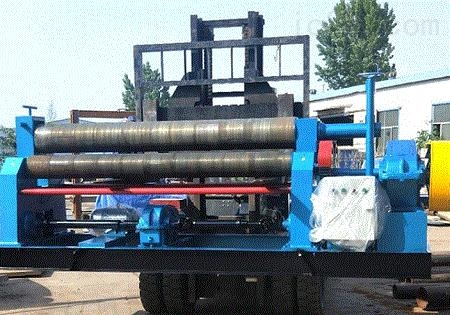 卷板机的上辊、下辊和侧辊 卷板机的上辊、下辊和侧辊