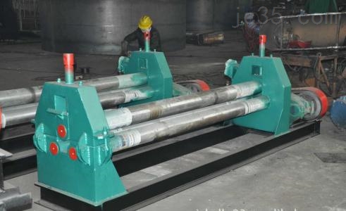 小型卷板机的刀架运动分类