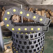 塑料拖链注塑的工作原理