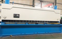 剪板机的主要构成是什么？