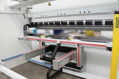 数控折弯机的组成介绍