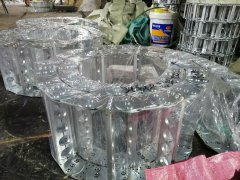 如何选择合适的钢制拖链