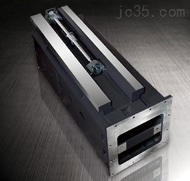 亚崴精密卧式镗铣加工中心