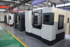 小型加工中心上线轨特性的优点及特点