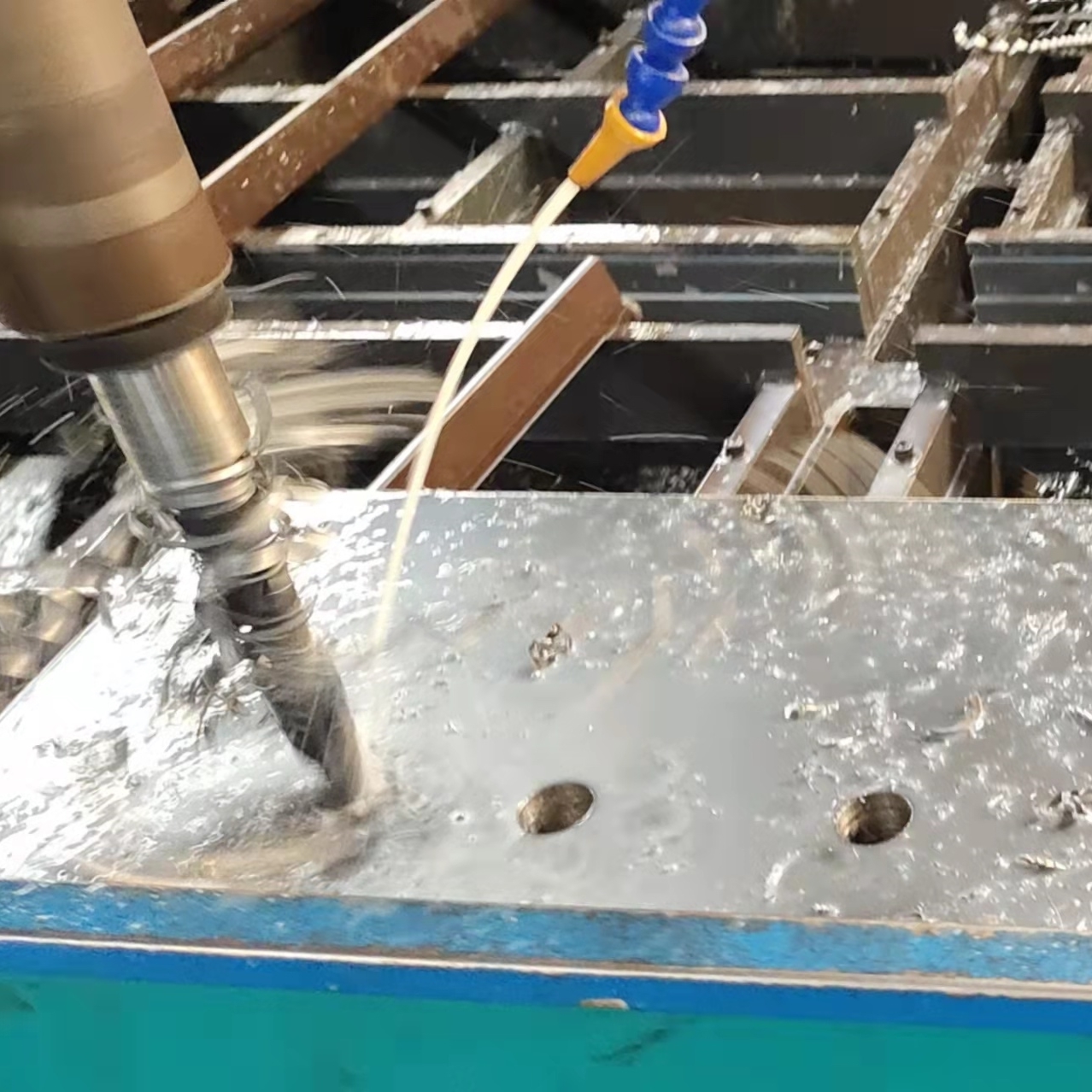 钢结构行业所需要的数控化设备有哪些? 钢结构行业所需要的数控化设备有哪些?