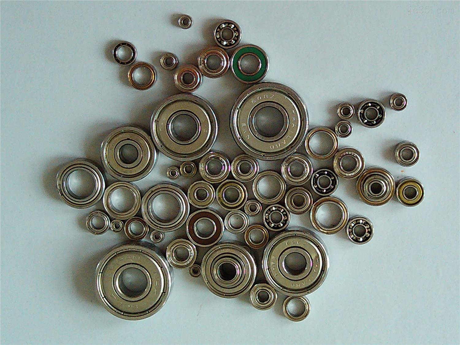 介绍平面口罩机上的微型轴承的套圈制造工艺！