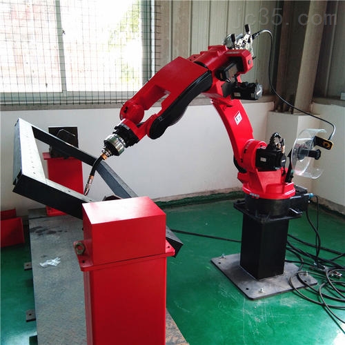 焊接机器人与焊接专机有哪些区别？