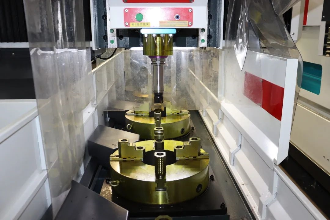 三步防止数控钻床撞机