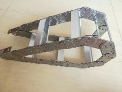 尼龙拖链在机床设备上的作用