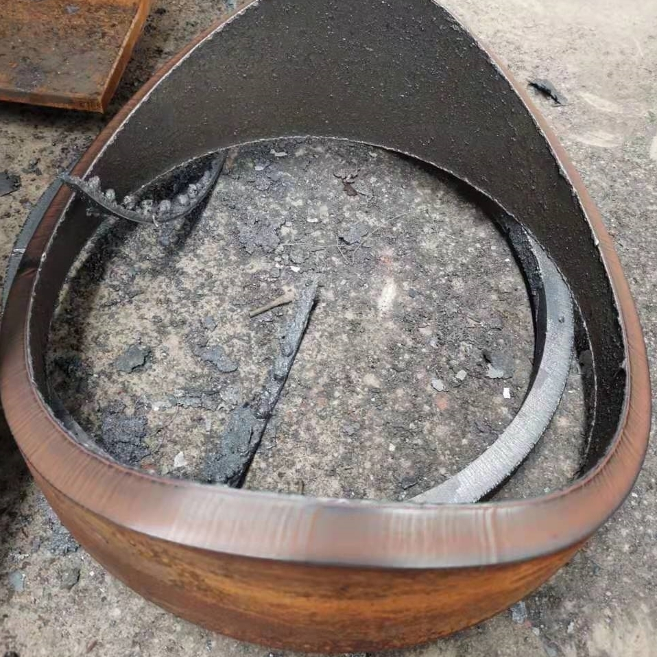 数控式相贯线切割机的调试与安装