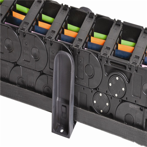 从工作原理到选用原则，带你全面认识钢制拖链和塑料拖链