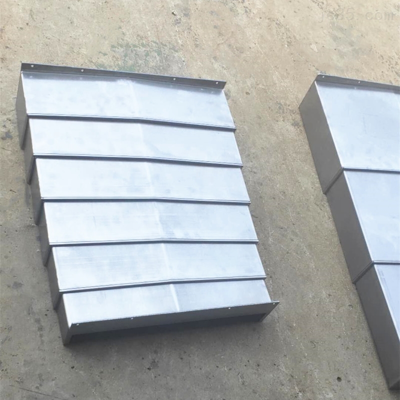 钢板防护罩喷油完成 钢板防护罩喷油完成