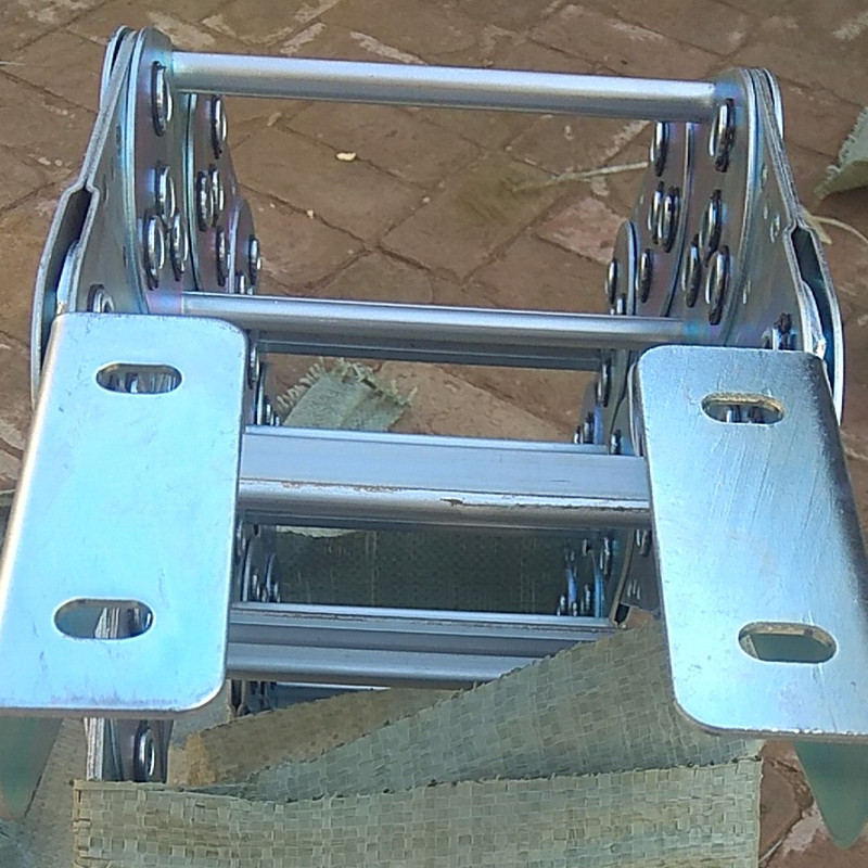 桥式/封闭式钢制拖链质量好，价格低