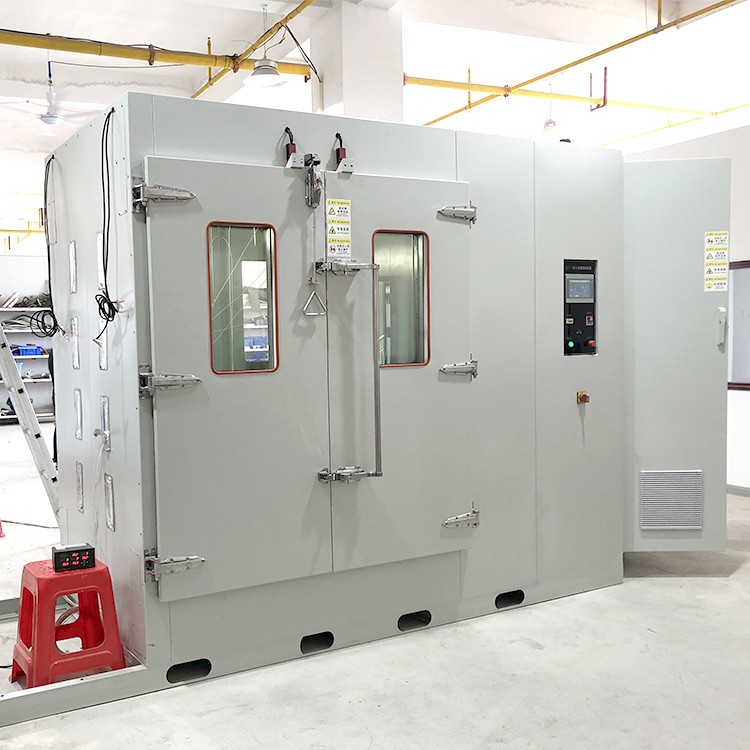 使用步入式恒温试验室时需要注意以下几点事项