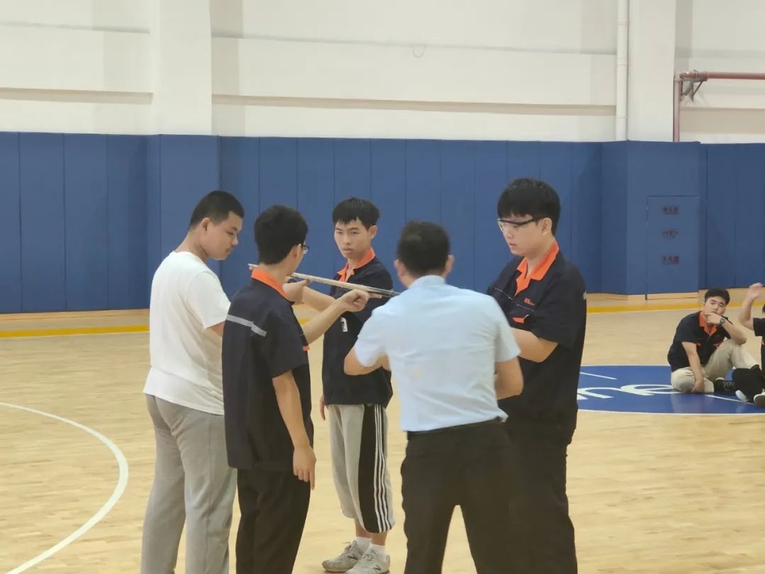 蕙勒快讯丨新力量注入新活力 奋斗的青春最美丽 蕙勒快讯丨新力量注入新活力 奋斗的青春最美丽