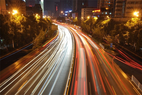 城市道路照明设计的标准和要求