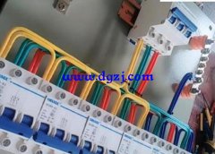 怎么走线能实现整齐美观