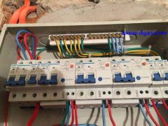 零线带电分几种情况来分析