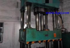 这件事情电工一定不能省略否则被开除的是你