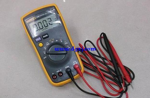 短路怎么用万用表查