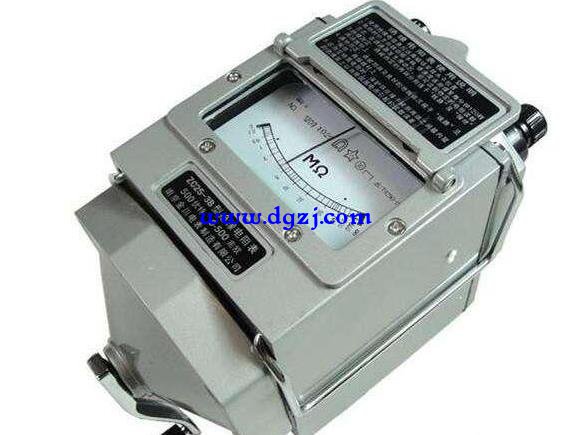 用摇表测零线和地线是通的吗