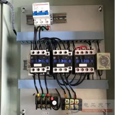 22KW电机选用多大空气开关和交流接触器