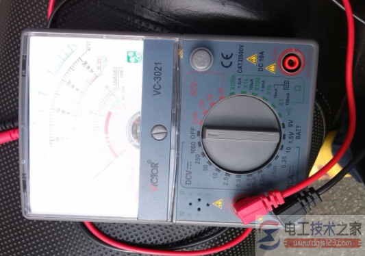 水泵进水烘干后一推开关就跳闸是什么原因？