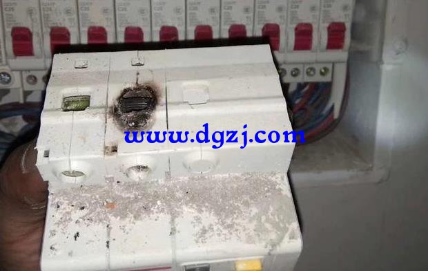 漏电保护器频繁跳闸怎么回事