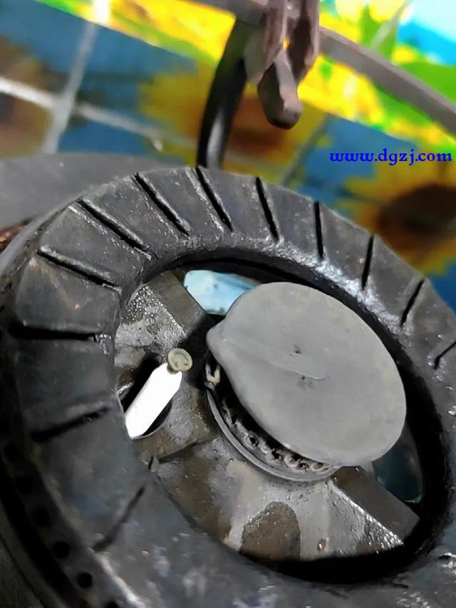 煤气灶修理方法,煤气灶常见故障有哪些